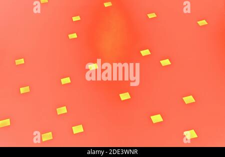 Abgestufte orange Hintergrund mit weißen quadratischen Beleuchtung - digitale Kunst Stockfoto