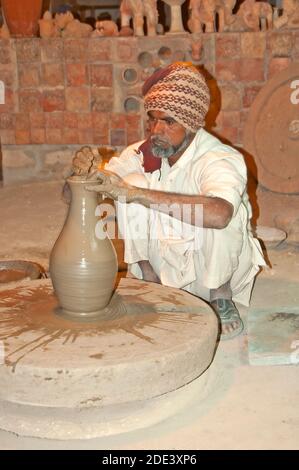 Töpferei in Indien Stockfoto