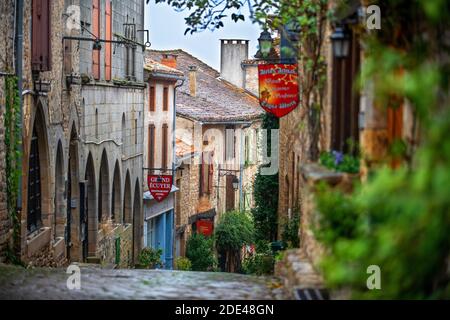 Mittelalterliche Stadt Cordes sur Ciel, beschriftet die schönsten Dörfer Frankreichs, Tarn, Okzitanien, Frankreich Stockfoto