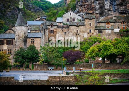 La Malene Dorf in Gorges du Tarn. UNESCO-Weltkulturerbe. Grands Causses Regional Natural Park. Lozere. Okzitanien. Frankreich. Stockfoto