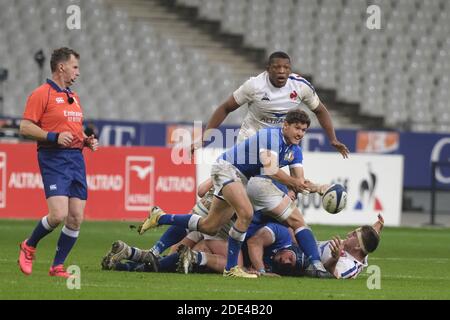 Saint Denis, Seine Saint Denis, Frankreich. November 2020. Das Center of Italy Team CARLO CANNA in Aktion während der Herbstcup-Nationen 2020 Tag 3 Pool B zwischen Frankreich und Italien im Stade de France - St Denis - Frankreich. Frankreich gewann 36-5 Kredit: Pierre Stevenin/ZUMA Wire/Alamy Live News Stockfoto