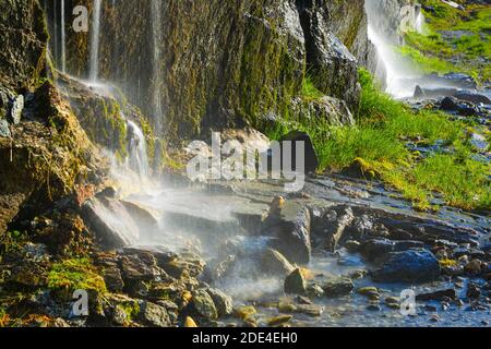 Wasserfall auf dem Gotthardpass, Tessin, Schweiz Stockfoto