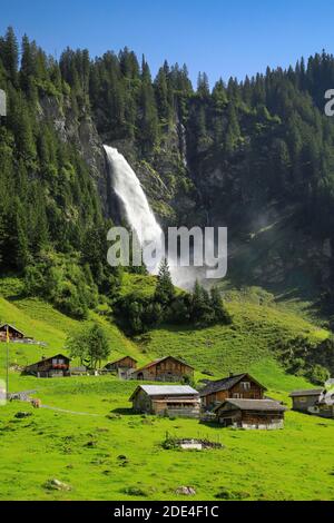 Staeubifall, 100 m, Alp Aesch, Uri, Schweiz Stockfoto