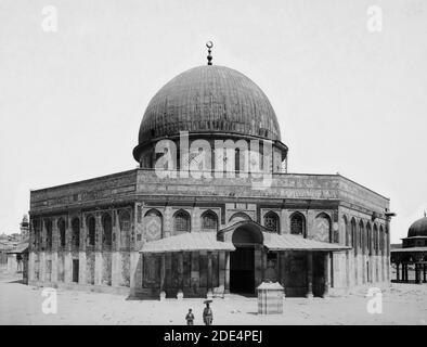 Bildunterschrift: Jerusalem (El-Kouds). Moschee von Omar [d. h. Felsendom] aus dem Südwesten - Standort: Jerusalem ca. 1898-1914 Stockfoto