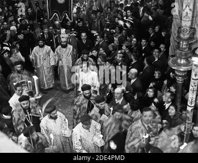 Bildunterschrift: Kalender der religiösen Zeremonien in Jer. [D. h. Jerusalem] Osterzeit 1941. Ostersonntag. Lateinische Dienste - Ort: Jerusalem ca. 1941 Stockfoto