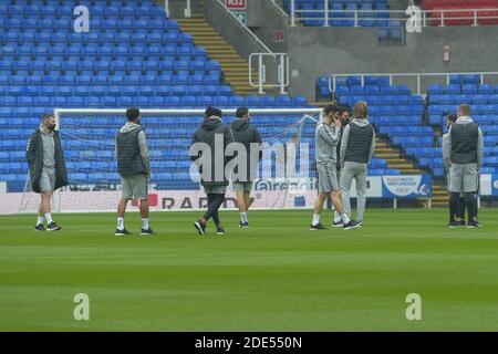 TV-Kameras sind hier für die 1230 ko EFL Meisterschaft Spiel Reading vs Bristol City Stockfoto