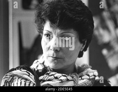 LEILA KHALED, ehemalige militante Guerilla, Mitglied des Palästinensischen Nationalrats, Mitglied der PFLP (Volksfront zur Befreiung Palästinas). Leila Khaled wurde durch Flugzeugentführungen in den Jahren 1969 und 1970 berühmt. Fotografiert am 1988. Mai in Tripolis, Libyen. Stockfoto