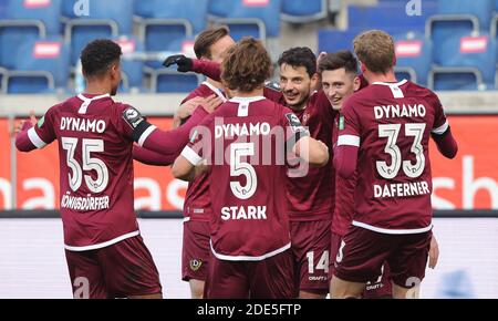 Stadt Duisburg, Deutschland. 29. Nov, 2020. firo: 29.11.2020 Fußball, 3. Bundesliga, Saison 2020/2021, MSV Duisburg - Dynamo Dresden Jubilation Philipp HOSINER, Dresden zu 0: 1 Quelle: dpa/Alamy Live News Stockfoto