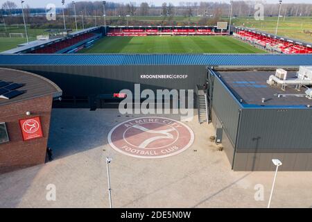 Amsterdam, Niederlande. November 2020. ALMERE, 29-11-2020, Yanmar Stadion, Saison 2020/2021, Almere City Stadion. Yanmar Stadium arial shot Credit: Pro Shots/Alamy Live News Stockfoto