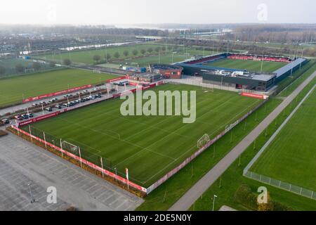 Amsterdam, Niederlande. November 2020. ALMERE, 29-11-2020, Yanmar Stadion, Saison 2020/2021, Almere City Stadion. Yanmar Stadium arial shot Credit: Pro Shots/Alamy Live News Stockfoto