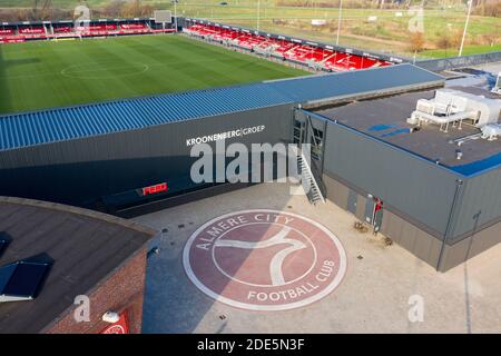 Amsterdam, Niederlande. November 2020. ALMERE, 29-11-2020, Yanmar Stadion, Saison 2020/2021, Almere City Stadion. Yanmar Stadium arial shot Credit: Pro Shots/Alamy Live News Stockfoto