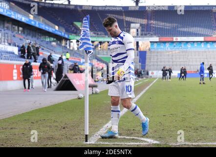 Stadt Duisburg, Deutschland. 29. Nov, 2020. firo: 29.11.2020 Fußball, 3. Bundesliga, 2020/2021 Saison, MSV Duisburg - Dynamo Dresden Exit, Enttauschung Duisburg mit Moritz STOPPELKAMP Quelle: dpa/Alamy Live News Stockfoto