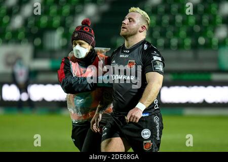 Monigo Stadium, Treviso, Italien, 29 Nov 2020, Lloyd Fairbrother (Dragons) wegen Verletzung während Benetton Treviso gegen Dragons Rugby, Rugby Guinness Pro 14 Spiel - Foto Ettore Griffoni / LM Stockfoto