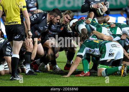 Treviso, Italien. November 2020. Treviso, Italien, Monigo Stadion, 29 Nov 2020, Richard Hibbard (Drachen) während des Scrum während Benetton Treviso vs Dragons Rugby - Rugby Guinness Pro 14 Spiel - Credit: LM/Ettore Griffoni Credit: Ettore Griffoni/LPS/ZUMA Wire/Alamy Live News Stockfoto