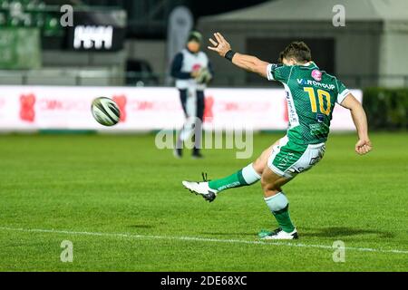 Treviso, Italien. November 2020. Treviso, Italien, Monigo Stadion, 29 Nov 2020, Ian Keatley (Benetton Treviso) Konvertierung während Benetton Treviso vs Dragons Rugby - Rugby Guinness Pro 14 Spiel - Credit: LM/Ettore Griffoni Credit: Ettore Griffoni/LPS/ZUMA Wire/Alamy Live News Stockfoto