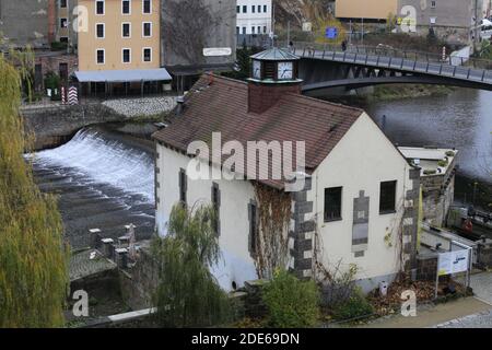 Die Vierradenmühle an der Altstadtbrücke / Neiße in Görlitz Stockfoto