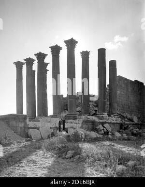 Bildunterschrift: Jerash - Ort: Gerasa Jordanien ca. 1898-1946 Stockfoto