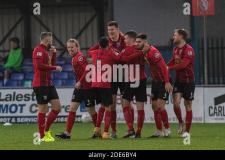 Bridgend, Wales, Großbritannien. November 2020. Jacob Wise von Cefn Druids feiert Scoring seine Seiten Ausgleich Tor gegen Penybont Penybont V Cefn Druids an Stockfoto