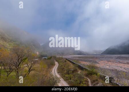 Eine Reise auf der N 9 nördlich der Jujuy Provinz Jujuy, Nordwest-Argentinien, Lateinamerika Stockfoto