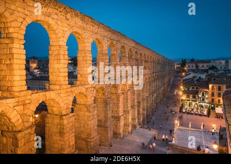 Gesamtansicht des Aquädukts von Segovia, Segivia, Spanien, Europa. Stockfoto