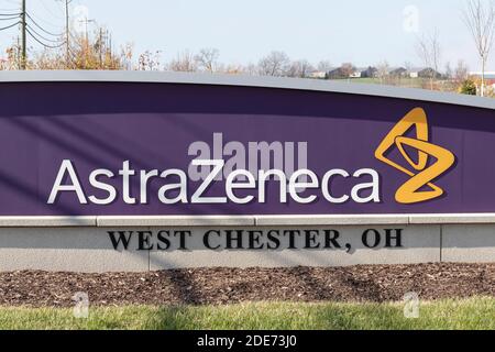 West Chester - ca. November 2020: AstraZeneca Werk. AstraZeneca hat an einem Impfstoff gegen das Coronavirus, COVID und COVID-19 gearbeitet. Stockfoto