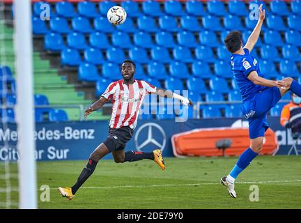 Inaki Williams vom Athletic Club de Bilbao in Aktion während des La Liga-Spiels 11 zwischen Getafe CF und Athletic Club de Bilbao im Alfonso Perez Stadion.(Endstand: Getafe CF VS Athletic Club de 1-1) Stockfoto