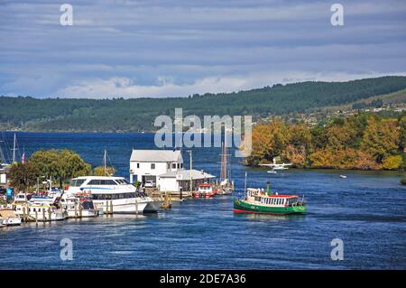 "Ernest Kemp" Steamboat verlassen Boat Harbour Marina, Lake Taupo, Taupo, Region Waikato, Nordinsel, Neuseeland Stockfoto