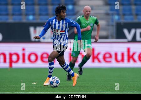 EINDHOVEN, NIEDERLANDE - NOVEMBER 29: Jacky Donkor vom FC Eindhoven beim niederländischen Keukenkampioendivisie-Spiel zwischen FC Eindhoven und De Graafschap Stockfoto