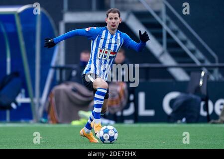 EINDHOVEN, NIEDERLANDE - NOVEMBER 29: Joey Slegers vom FC Eindhoven während des niederländischen Keukenkampioendivisie-Spiels zwischen FC Eindhoven und De Graafschap Stockfoto
