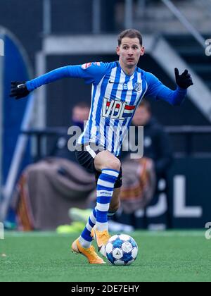 EINDHOVEN, NIEDERLANDE - NOVEMBER 29: Joey Slegers vom FC Eindhoven während des niederländischen Keukenkampioendivisie-Spiels zwischen FC Eindhoven und De Graafschap Stockfoto