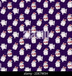 Nahtlose Muster. Weiße niedliche Katzen im Hut mit Geweih, im Weihnachtsmütze, im Schal auf blauem Hintergrund mit weißen Schneeflocken. Vektorgrafik. Stock Vektor