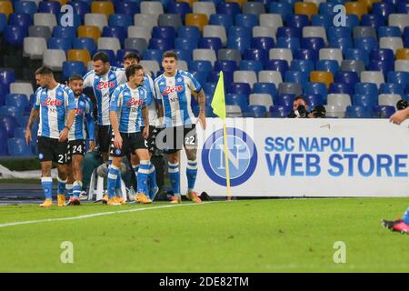 Neapel, Kampanien, Italien. November 2020. Während der italienischen Serie A Fußballspiel SSC Napoli gegen AC Roma am 29. November 2020 im San Paolo Stadion in Neapel.im Bild: SOCCER NAPOLI Credit: Fabio Sasso/ZUMA Wire/Alamy Live News Stockfoto