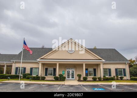 Augusta, GA USA - 11 29 20: Queensborough Bank Vorderansicht Stockfoto