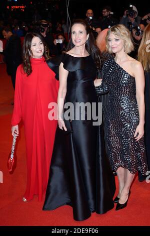 Iris Berben, Andie MacDowell und Heike Makatsch bei der Premiere von The Kindness of Strangers und der Eröffnungsfeier der 69. Internationalen Filmfestspiele Berlin (Berlinale) am 07. Februar 2019 in Berlin. Foto von Aurore Marechal/ABACAPRESS.COM Stockfoto