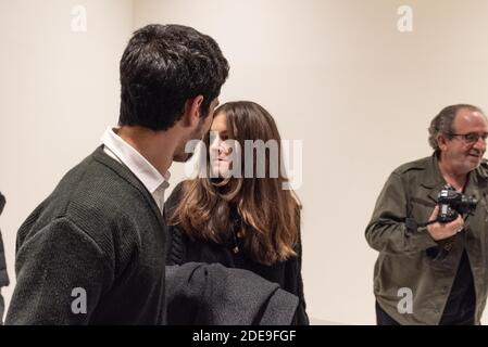 Das Ehepaar Chloe P und Georgios D wurden von Alexandre Benalla während der Ereignisse am Place de la Contrescarpe am 1. Mai 2018 belästigt und verhaftet und vor dem Pariser Gericht wegen "Wurfgeschleus auf die Polizei" verurteilt. Sie wurden von ihrem Anwalt, Herrn Sahand Sabre, begleitet. Paris, Frankreich, 8. Februar 2019. Foto von Samuel Boivin / ABACAPRESS.COM Stockfoto