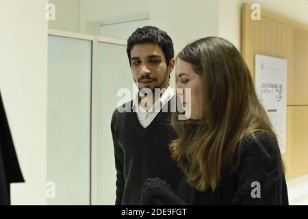 Das Ehepaar Chloe P und Georgios D wurden von Alexandre Benalla während der Ereignisse am Place de la Contrescarpe am 1. Mai 2018 belästigt und verhaftet und vor dem Pariser Gericht wegen "Wurfgeschleus auf die Polizei" verurteilt. Sie wurden von ihrem Anwalt, Herrn Sahand Sabre, begleitet. Paris, Frankreich, 8. Februar 2019. Foto von Avenir Pictures/ABACAPRESS.COM Stockfoto