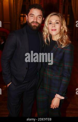 Guillaume Gouix et sa femme Alysson Paradis lors de la soiree Paramour Le Bal de la Saint Valentin a l'Hotel de ville de Paris, France, le 14 fevrier 2019. Foto von Jerome Domine/ABACAPRESS.COM Stockfoto