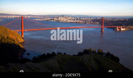 Blick auf die Golden Gate Bridge vom Slacker Hill Stockfoto