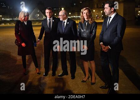 Der Vorsitzende des CRIF, Francis Kalifat, begrüßt neben Justizministerin Nicole Belloubet, Innenminister Christophe Castaner und dem Innenministerium unterstehendem Juniorminister Laurent Nunez den französischen Präsidenten Emmanuel Macron und seine Frau Brigitte Macron zum 34. Jährlichen Abendessen des Vertretungsrates der jüdischen Institutionen Frankreichs (CRIF - Conseil Representatif des Institutions juives de France) am 20. Februar 2019 im Louvre Carrousel in Paris, Frankreich. Foto von Christian Liewig/ABACAPRESS.COM Stockfoto