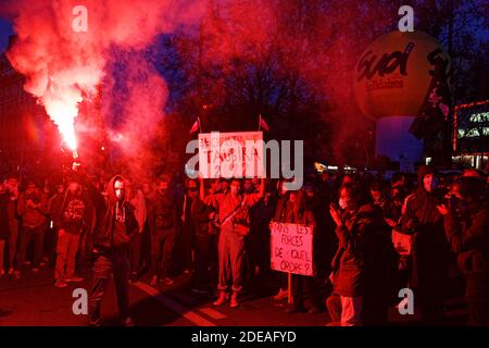 Paris, Frankreich. November 2020. Demonstration von Gegnern des GLOBALEN SICHERHEITSRECHTS-Projekts am 28. November 2020 in Paris, Frankreich. Stockfoto