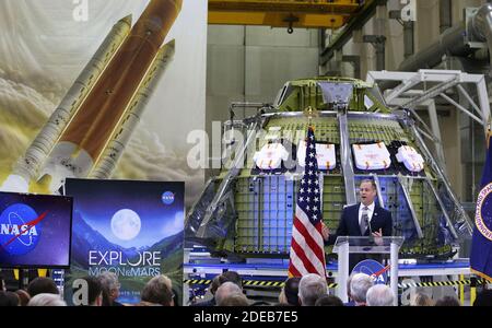 KEIN FILM, KEIN VIDEO, KEIN Fernsehen, KEINE DOKUMENTATION - NASA-Administrator Jim Bridenstine hält Bemerkungen während einer NASA-Präsentation über die Pläne für die Mond- und Mars-Missionen, die im Geschäftsjahr 2020 eingereicht werden, während einer Pressekonferenz am Montag, 11. März 2019 im Kennedy Space Center, FL, USA. Foto von Joe Burbank/Orlando Sentinel/TNS/ABACAPRESS.COM Stockfoto