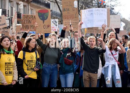 Marche du siecle pour le climat et la Justice sociale Place de l'opéra in paris Stockfoto