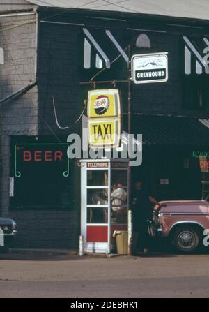 1970er Foto (1973) - Downtown Cedar Grove Stockfoto