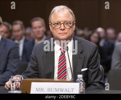 Robert Sumwalt, Vorsitzender des National Transportation Safety Board (NTSB), bezeugte vor dem Unterausschuss des US-Senats für Handel, Wissenschaft und Verkehr für Luft- und Raumfahrt (United States Senate Committee on Commerce, Science, and Transportation Subcommittee on Aviation and Space) während einer Anhörung mit dem Titel „The State of Airline Safety: Bundesaufsicht der kommerziellen Luftfahrt', um Probleme mit der Boeing 737 max zu untersuchen, die durch die beiden jüngsten tödlichen Unfälle hervorgehoben wurden. Washington, USA am 27. März 2019. Foto von Ron Sachs/CNP/ABACAPRESS.COM Stockfoto