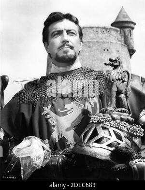 ROBERT TAYLOR Portrait as Lancelot in KNIGHTS OF THE ROUND TABLE 1953 Regisseur RICHARD THORPE nach Le Motte D'Arthur von Sir Thomas Malory Musik Miklos Rozsa Kostüme Roger K. Furse Metro Goldwyn Mayer Stockfoto