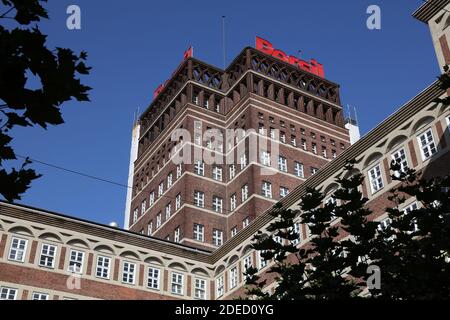DÜSSELDORF, DEUTSCHLAND - 19. SEPTEMBER 2020: Wilhelm Marx Haus historisches Hochhaus in Düsseldorf, Deutschland. Düsseldorf ist die 7. Größte Stadt Stockfoto