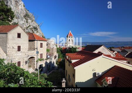 Omis. Altstadt in Kroatien. Skyline mit Wahrzeichen-Architektur. Stockfoto