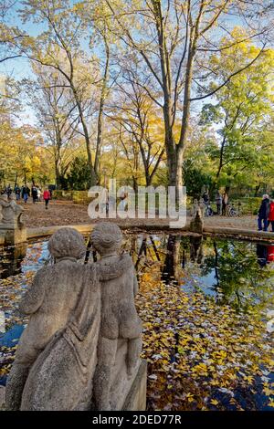 Volkspark Friedrichshain im Herbst, Berlin , Prenzlauer Berg , Stockfoto