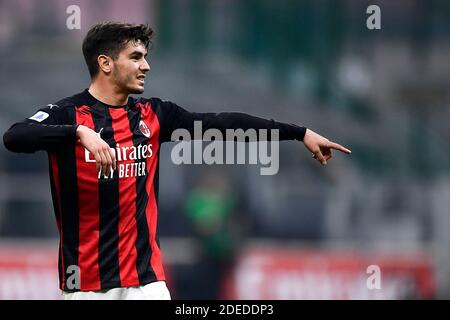 Mailand, Italien - 29 November, 2020: Brahim Diaz von AC Mailand Gesten während der Serie EIN Fußballspiel zwischen AC Mailand und ACF Fiorentina. AC Mailand gewann 2-0 gegen ACF Fiorentina. Kredit: Nicolò Campo/Alamy Live Nachrichten Stockfoto