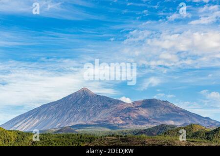 Vulkan Teide und Pico Viejo von der Puerta de Erjos aus gesehen, Teno, Teneriffa, Kanarische Inseln, Spanien Stockfoto